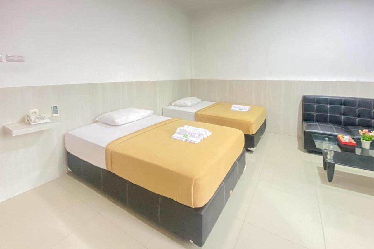 Hotel Giga Sidrap Rappang Esterno foto